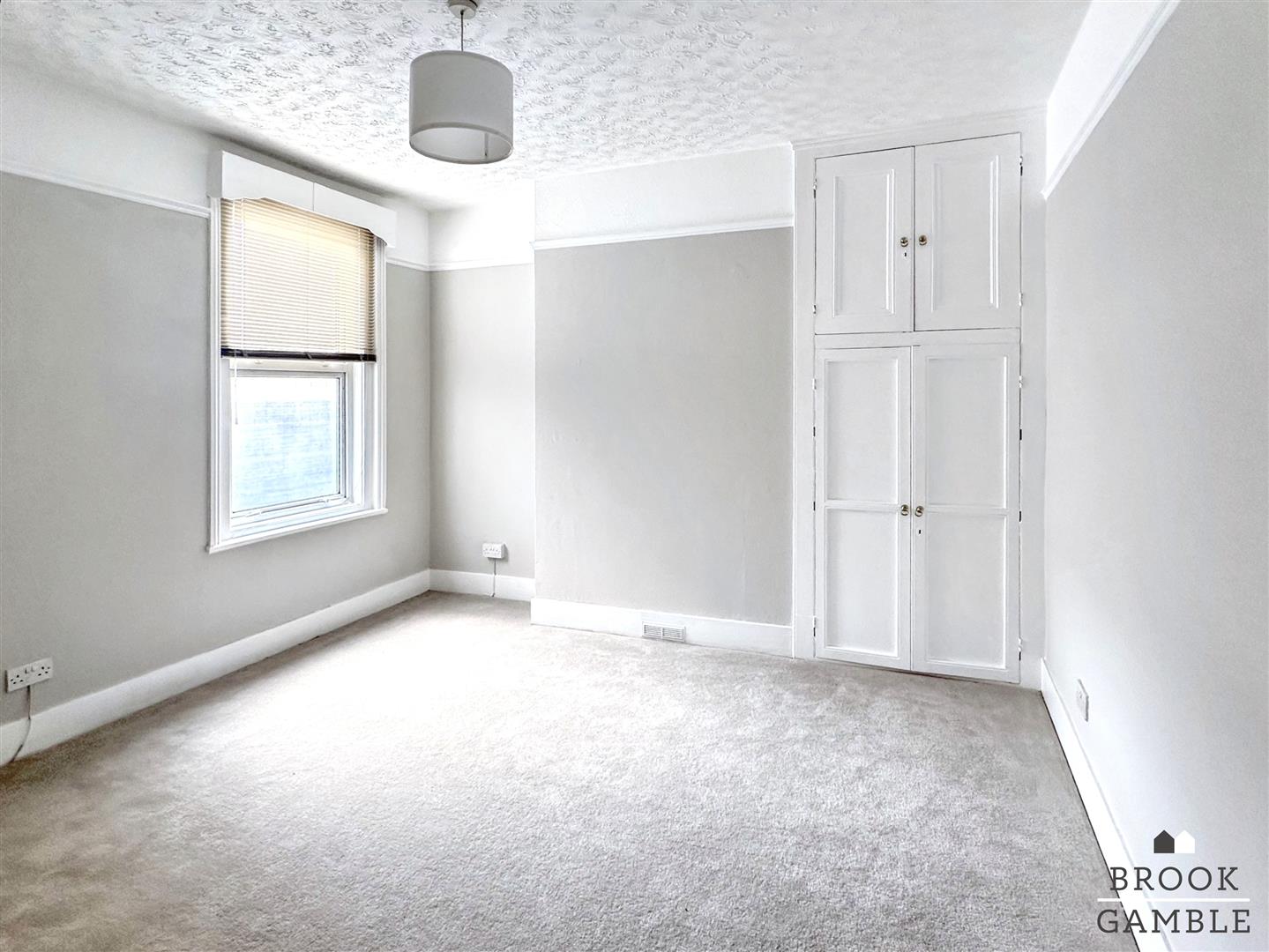 4 Bedroom House - Mid Terrace. Redoubt Road in Eastbourne,  7